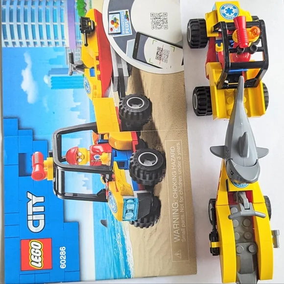 SOLD LEGO City Beach Rescue set - Picture 4 of 4
